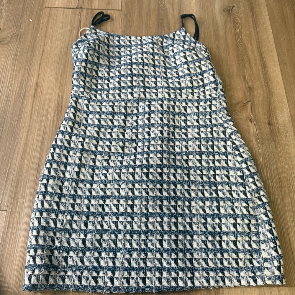 Le Lis Triangle Geo Tweed Mini Dress